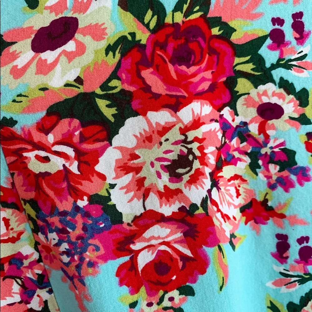 Floral Robe - Picture 2 of 3